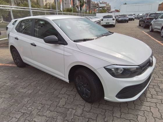 VOLKSWAGEN POLO 1.0 MPI MANUAL VOLKSWAGEN POLO 1.0 MPI MANUAL